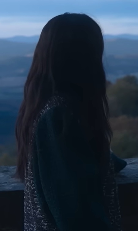 이 사랑 통역 되나요 9화 고윤정(도라미) 샤넬 트위드 코트 착장 장면