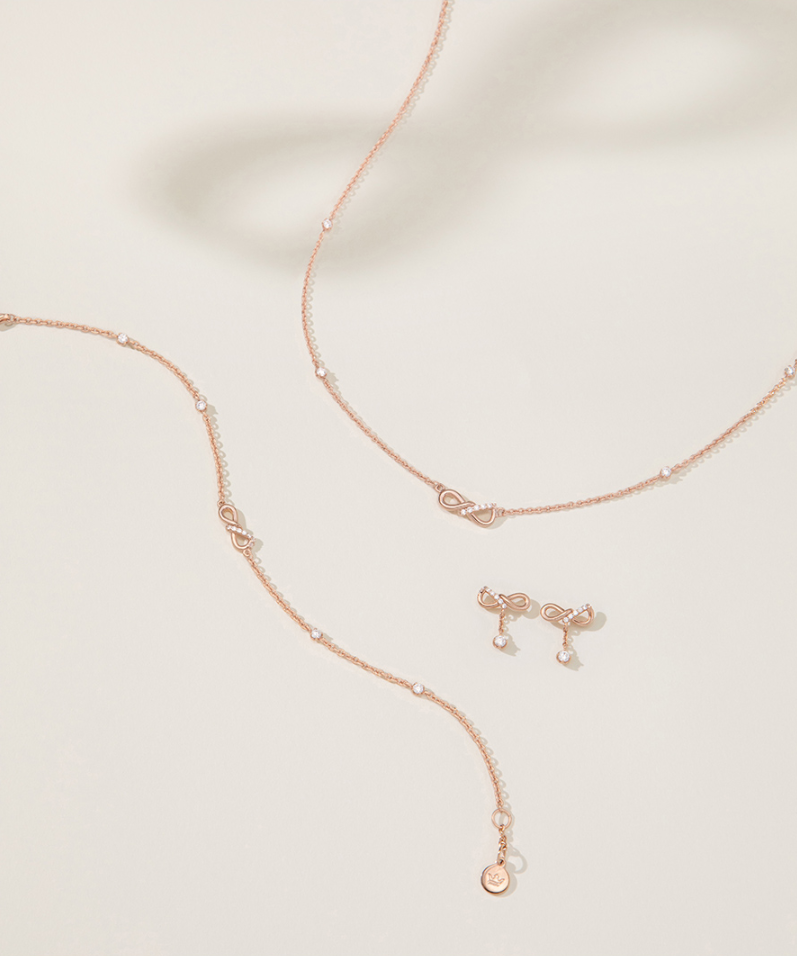 제이에스티나 ETER 귀걸이 컬렉션 이미지