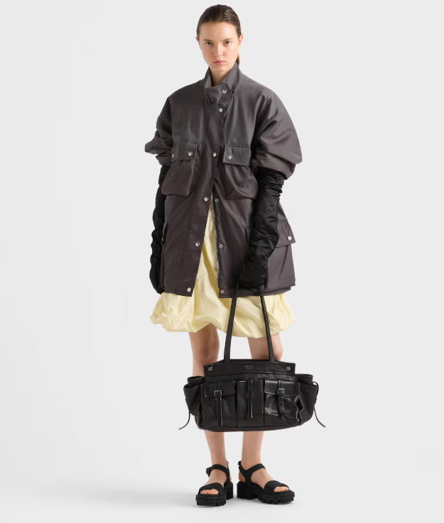 프라다 루트 라지 가죽 토트백 제품 이미지