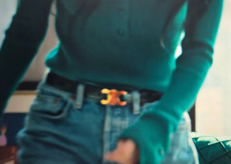 레이디 두아 1화 신혜선 셀린느 트리옹프 벨트 착용 장면